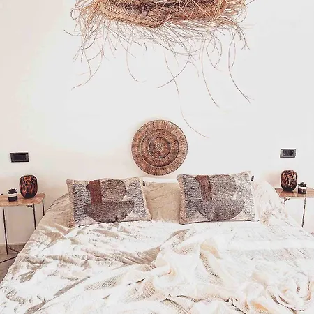 Апартаменты Boho Chic Ibiza Vibe 4p